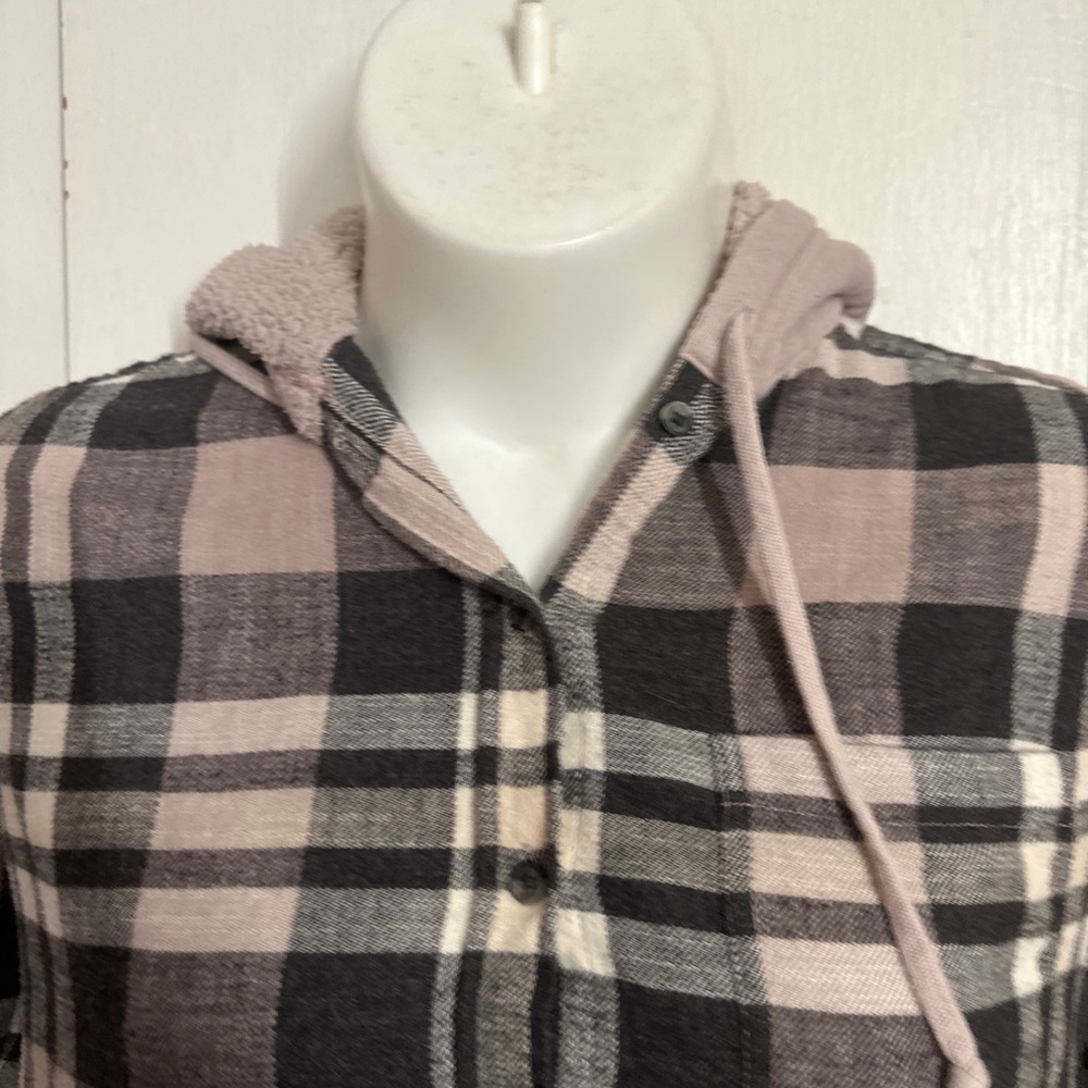 AE American Eagle Plaid Hooded Flannel Small Sherpa Lined Pink  Grey Womens - Picture 3 of 10
